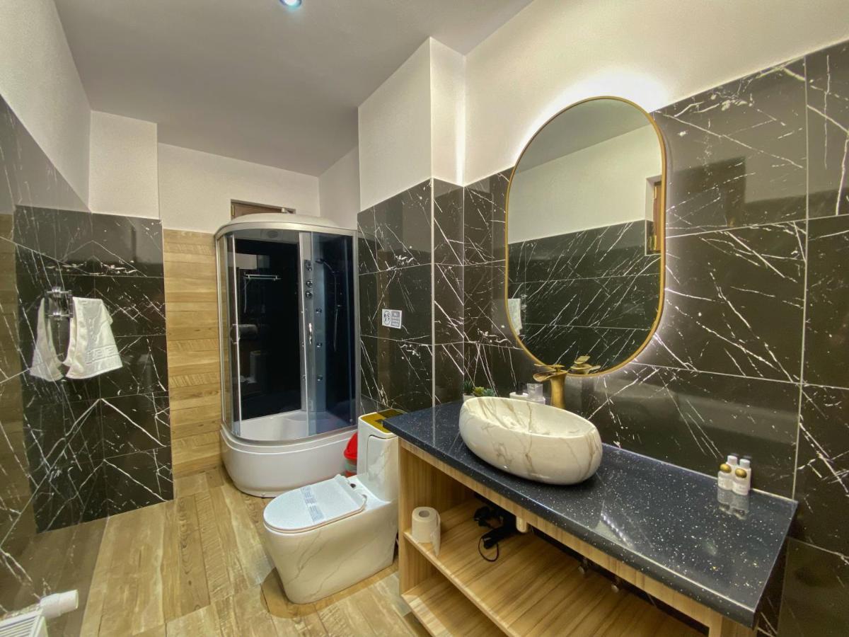Chalet Jolie Luxury Vila Sinaia Luaran gambar